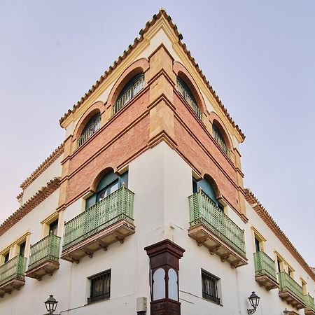 Apartamentos Turisticos Casa De La Borrega エステポナ エクステリア 写真