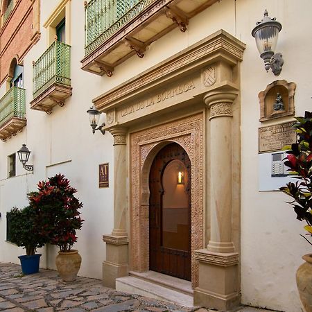 Apartamentos Turisticos Casa De La Borrega エステポナ エクステリア 写真