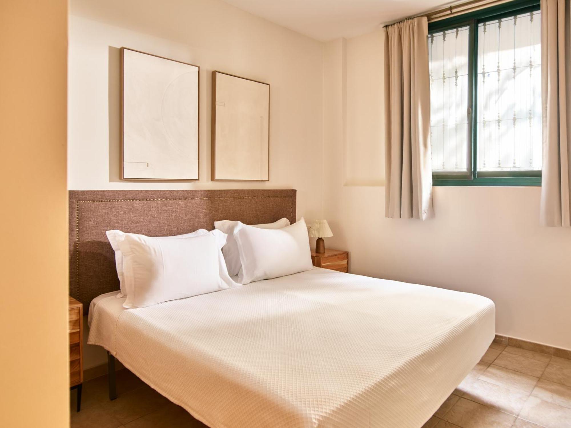 Apartamentos Turisticos Casa De La Borrega エステポナ エクステリア 写真
